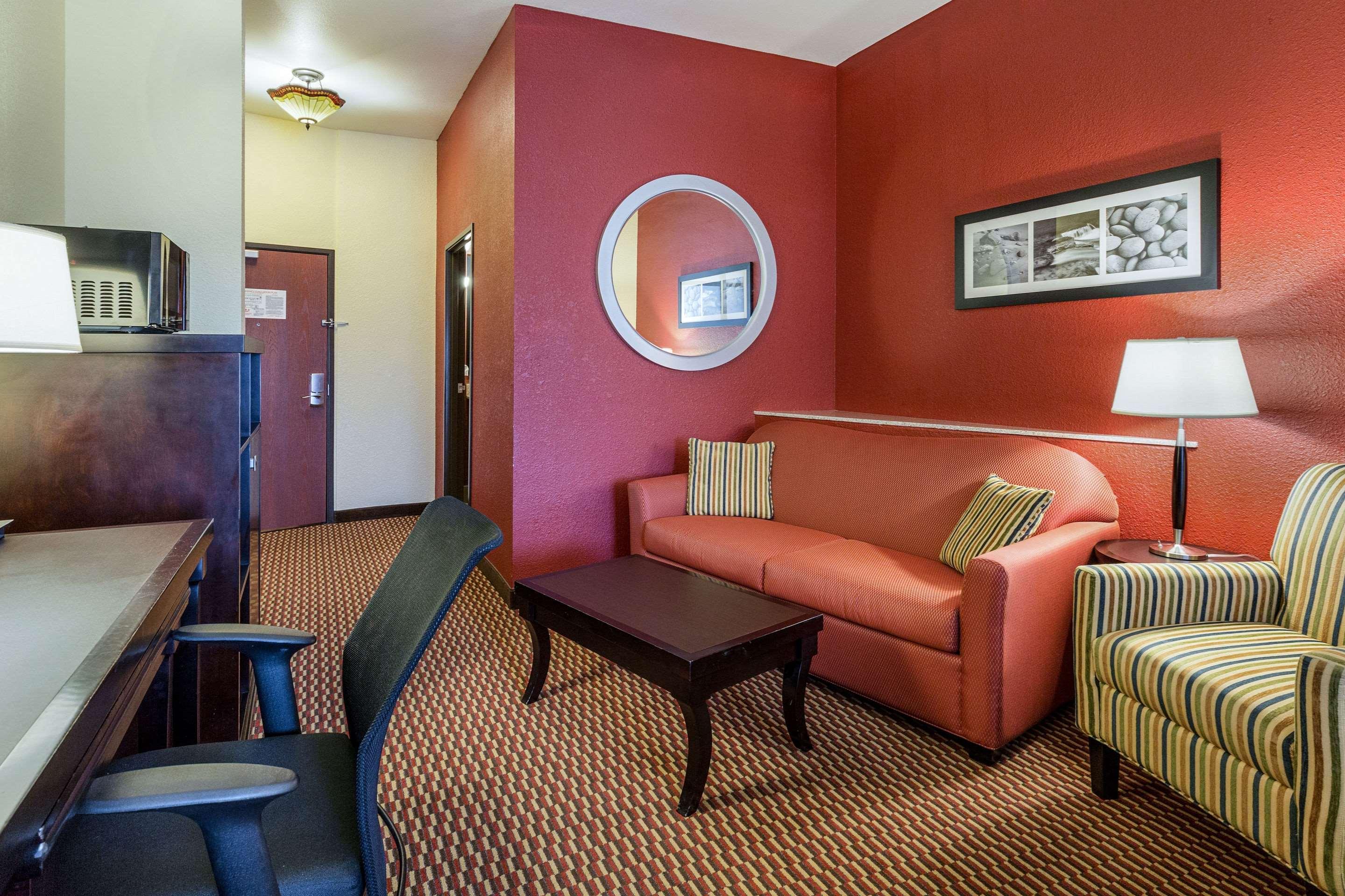 Comfort Suites Leesville Esterno foto